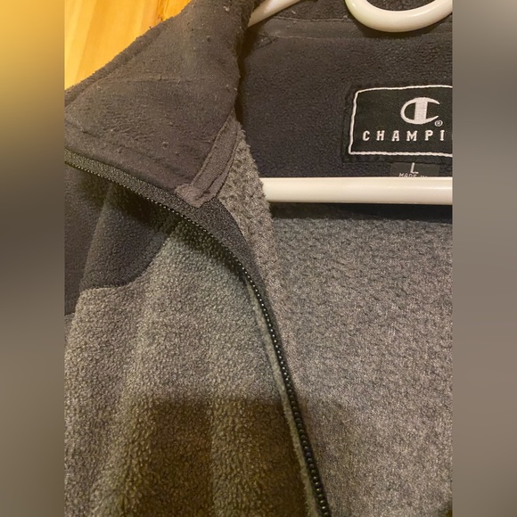 Champion Men’s Gray and Black Zip-Up Fleece Jacket - Picture 10 of 12